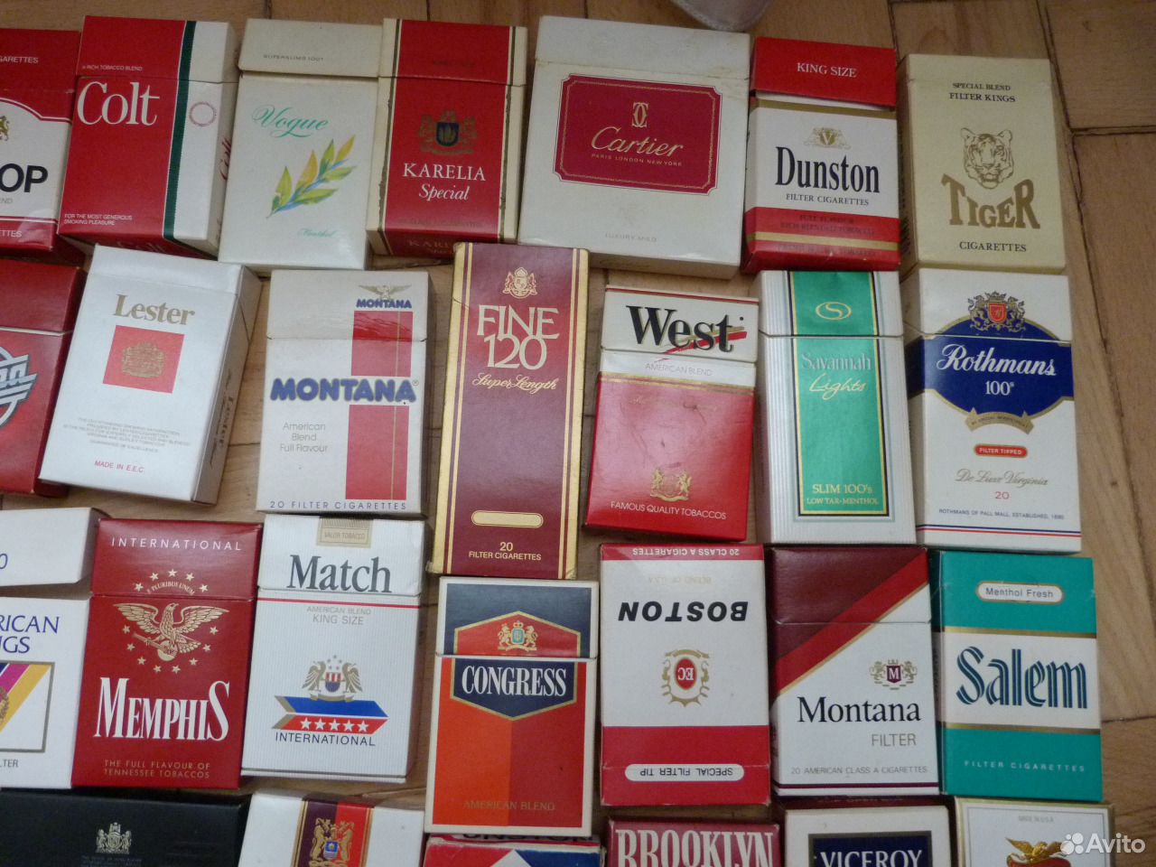 Название сигарет на русском. Сигареты названия. Название старых сигарет. Сигареты в красной упаковке.