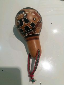 Маракас из декоративной тыквы с этническим узором