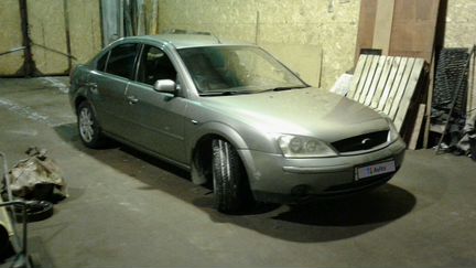 Ford Mondeo 1.8 МТ, 2000, седан