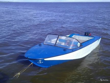 Лодка Днепр с мотором tohatsu