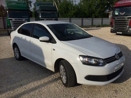 Volkswagen Polo 1.6 AT, 2014, седан