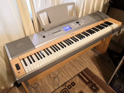Цифровое пианино yamaha DGX-620