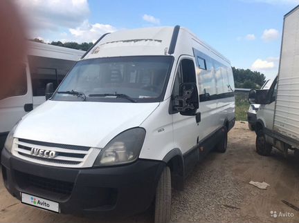 Iveco Daily 3.0 МТ, 2010, микроавтобус