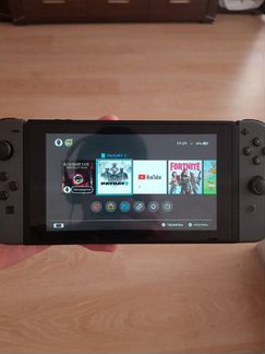 Nintendo switch New 130гб + 6 игр