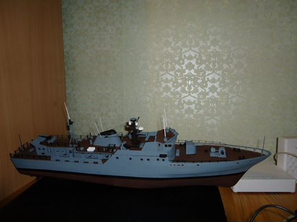 Недостроенная модель судна