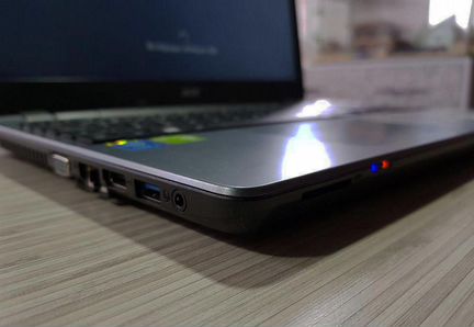 Премиальный ноутбук Acer core i5/8/FullHD IPS