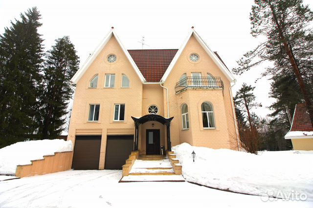 

6-к. коттедж, 370 м²