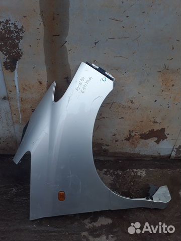 Крыло правое Toyota Previa /Estima 30/40