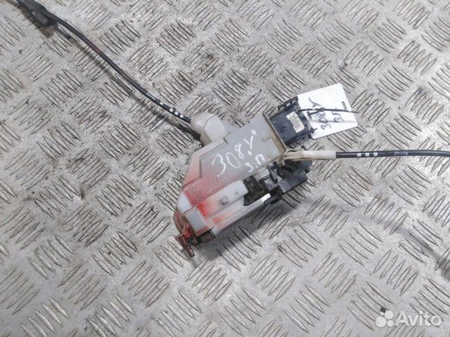 Замок двери задней правой Peugeot 308