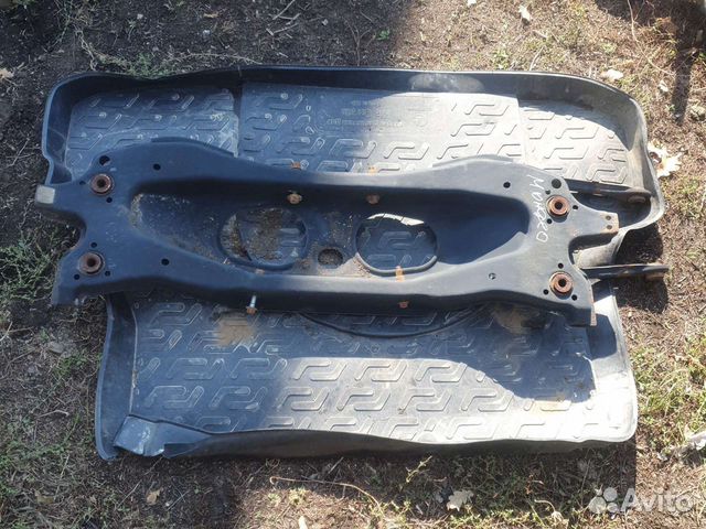 Подрамник задний Ford Mondeo3