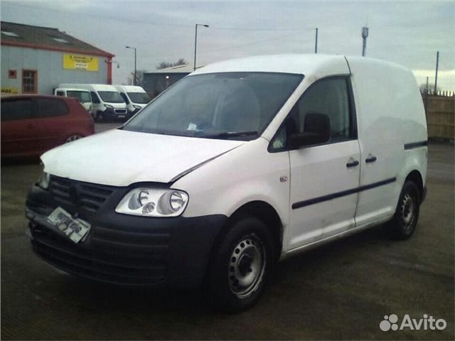 Разбор на запчасти Volkswagen Caddy 2004-2010