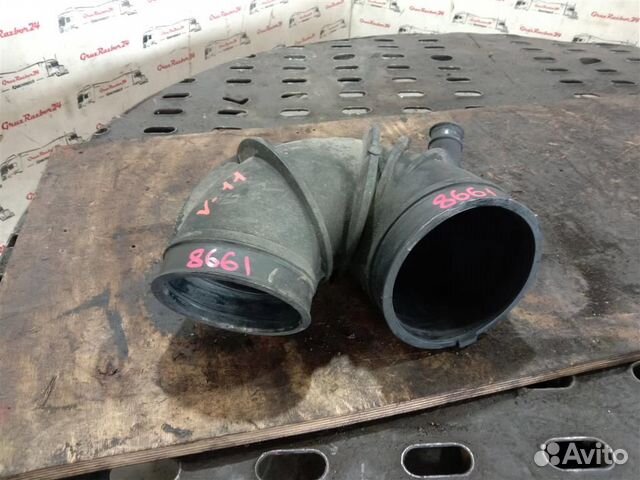 Патрубок воздушного фильтра Volvo 1674171