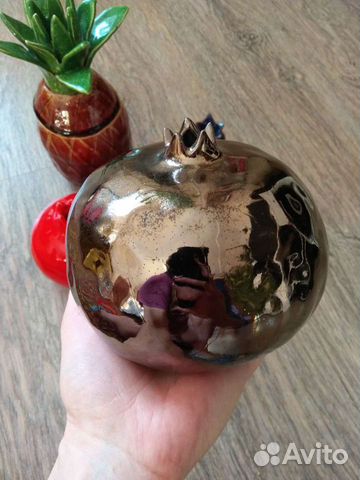 Керамика ручной работы (гранаты, ананас)