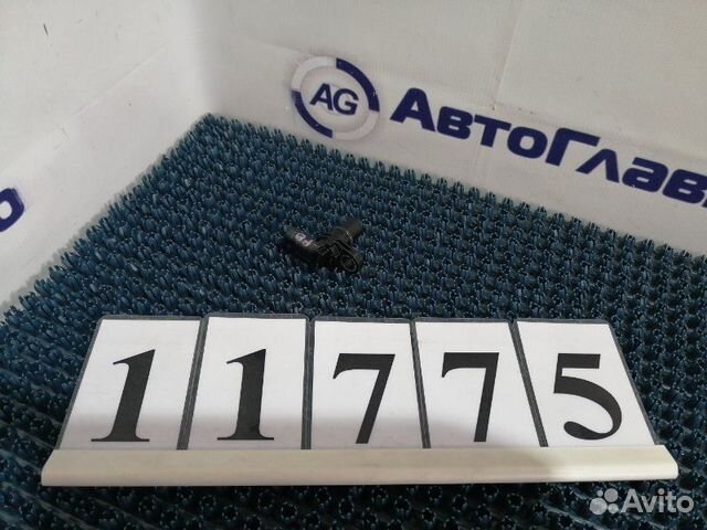 Датчик положения распредвала Volkswagen Passat