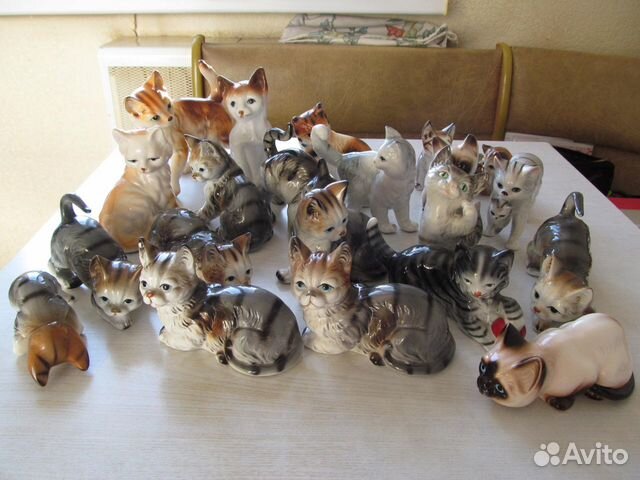 Коллекционные фарфоровые статуэтки 