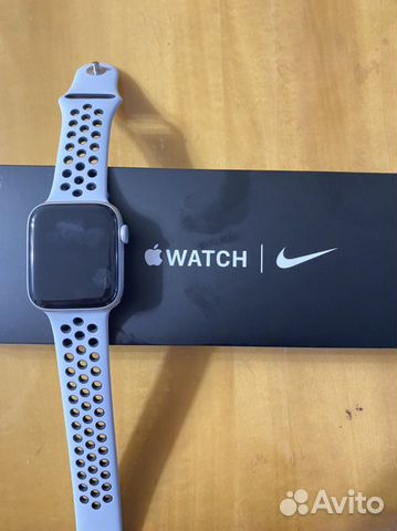 Часы apple watch se 44mm nike