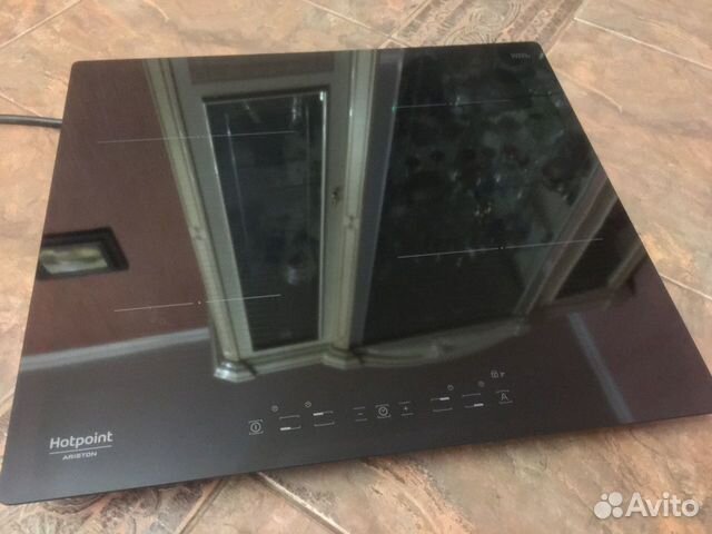 Индукционная панель Hotpoint-Ariston ikia 640 C