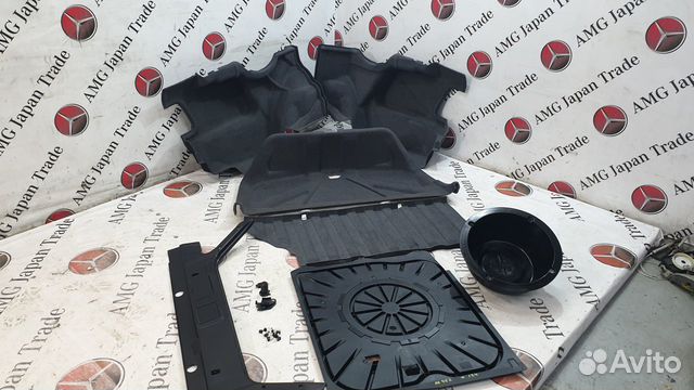 Обшивка багажника на Mercedes-Benz W124 E