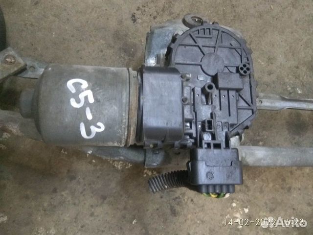 Моторчик трапеции дворников на Ситроен С5 2005 год