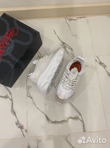 Versace Chain Reaction