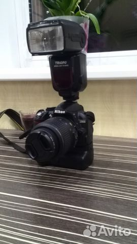 Nikon D3100 18-55 VR+ Вспышка Башмак+ Ручка батаре
