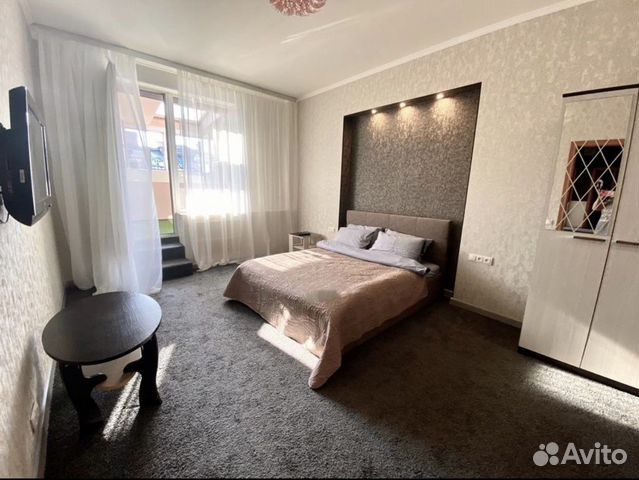 

5-к. квартира, 180 м², 12 кроватей