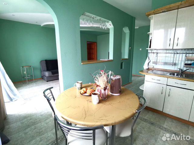 

2-к. квартира, 70 м², 3/3 эт.