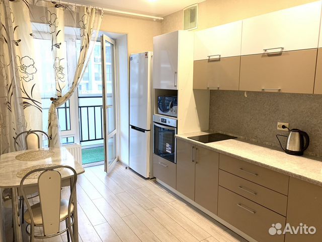 

1-к. квартира, 38 м², 3/9 эт.