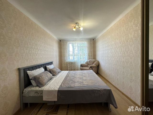 

2-к. квартира, 70 м², 3/5 эт.