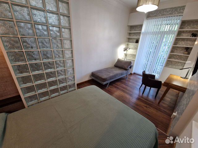 

1-к. квартира, 38 м², 2/4 эт.