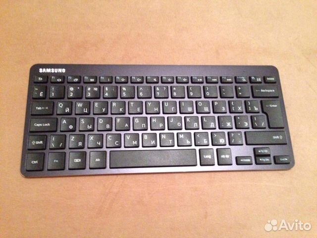 Клавиатура-Bluetooth Samsung