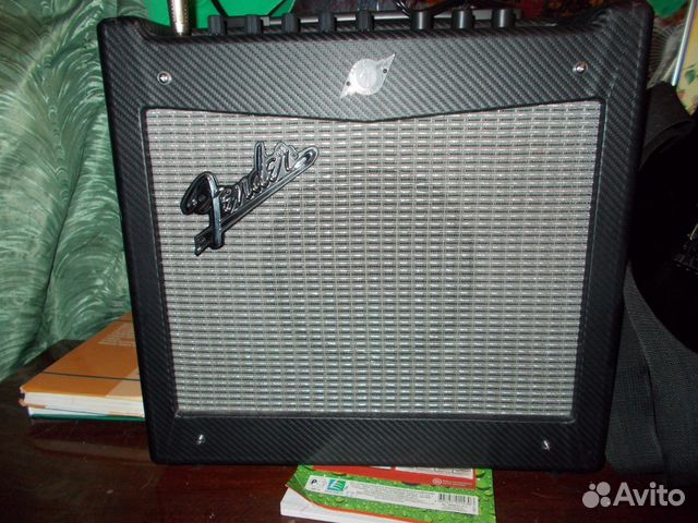  Fender Mustang 1 -  10