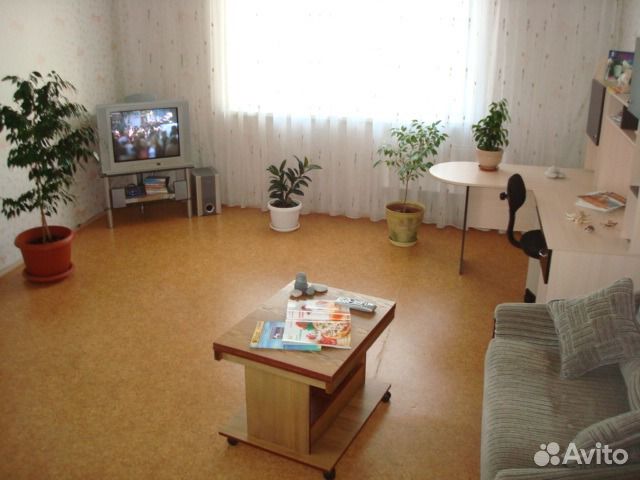 2-к квартира, 70 м², 2/10 эт.
