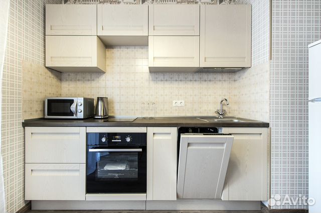 1-к квартира, 42 м², 4/19 эт. 1-к квартира, 42 м², 4/19 эт.