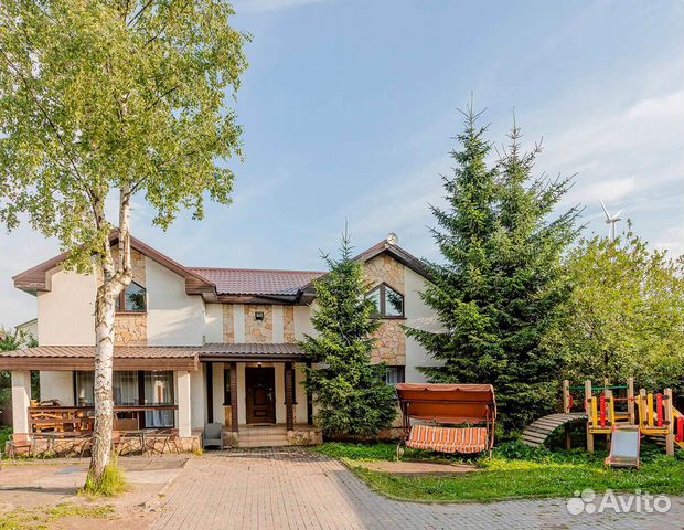 

Коттедж 230 м² на участке 7 сот.
