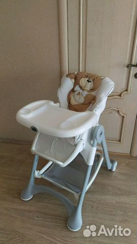 Детский стульчик для кормления