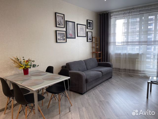 

1-к. квартира, 45 м², 8/18 эт.