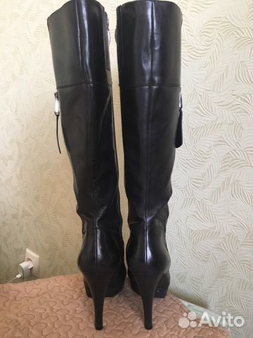 Сапоги женские демисезонные Guess размер 40 Сапоги женские демисезонные Guess размер 40