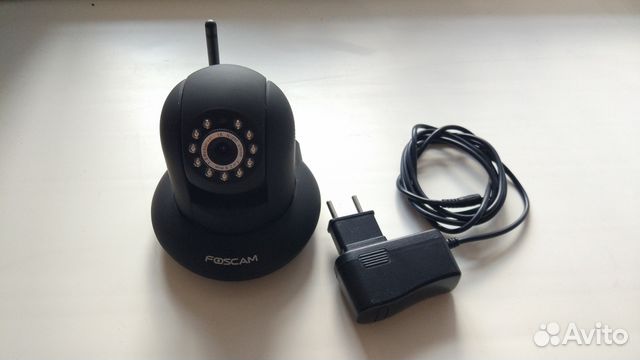 Беспроводная поворотная IP камера Foscam FI9821W