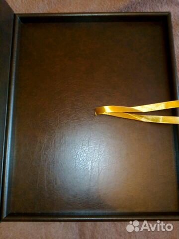 Подарочная коробка и плакетка (30*38)