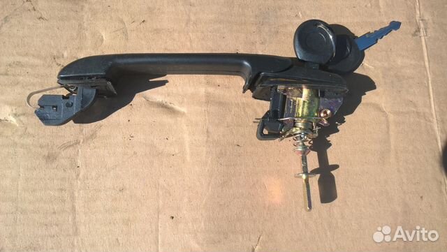 Ручка передней двери Фольксваген Гольф-3 / Венто Ручка передней двери Фольксваген Гольф-3 / Венто