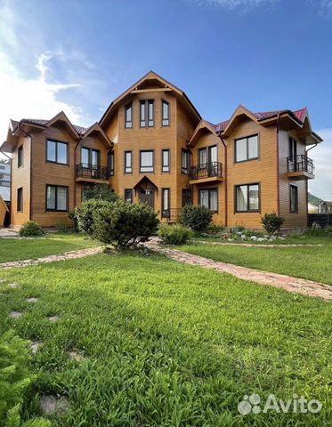 

8-к. коттедж, 400 м²