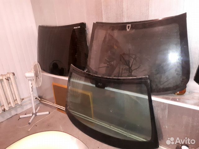 Стекло заднее Мерседес W212 W204 W221 Стекло заднее Мерседес W212 W204 W221