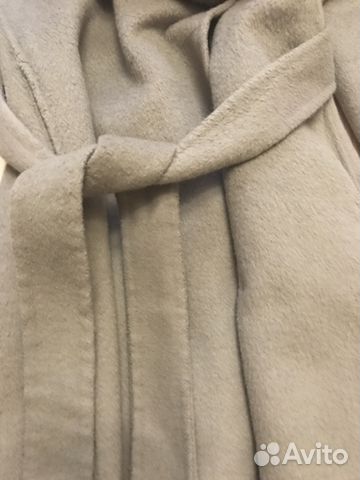 Пальто Max Mara 44/170-175. Ворот натур. Мех