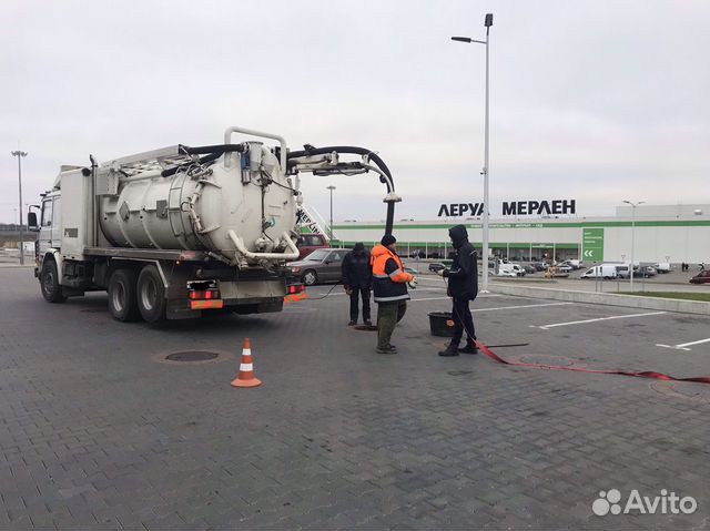 Прочистка труб, откачка септиков, жироуловителей Прочистка труб, откачка септиков, жироуловителей