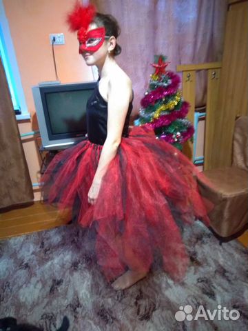 Новогоднее платье для дня рождения и на фотосессию Новогоднее платье для дня рождения и на фотосессию