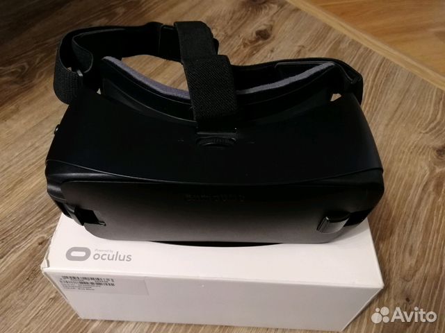3D очки SAMSUNG Gear VR