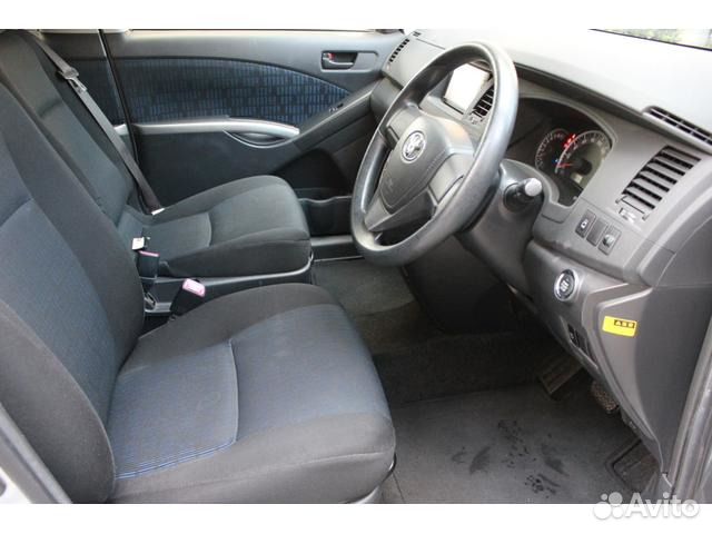 Toyota Isis 1.8 CVT, 2015, 37 000 км