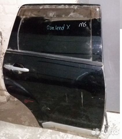 Дверь задняя правая Mitsubishi Outlander XL