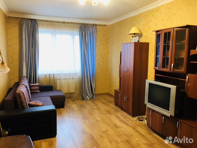 1-к квартира, 42 м², 3/10 эт.